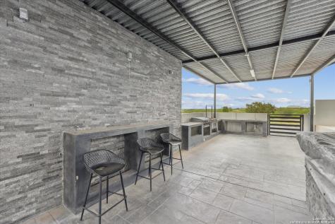 1799 County Road 651 Devine TX 78016