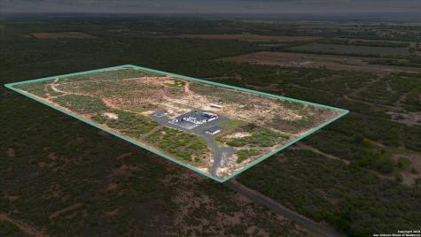 1799 County Road 651 Devine TX 78016