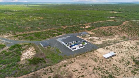 1799 County Road 651 Devine TX 78016