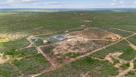 1799 County Road 651 Devine TX 78016