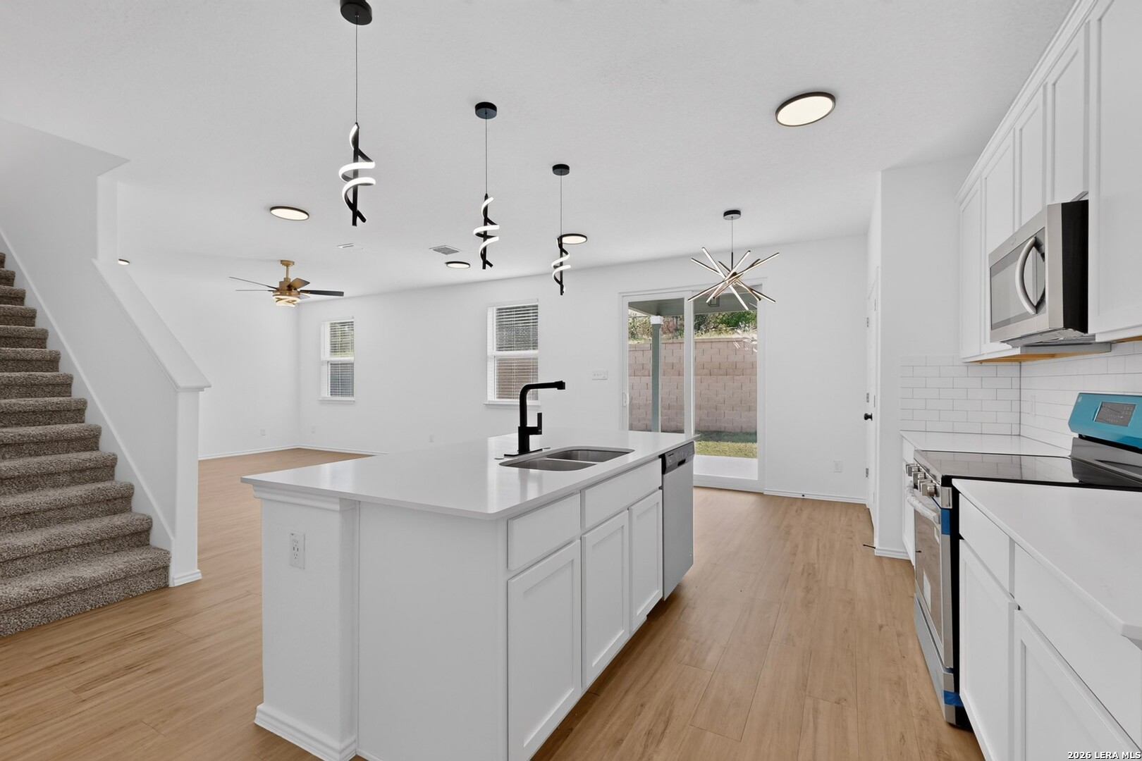 5306 Lisa Point St Hedwig TX 78152
