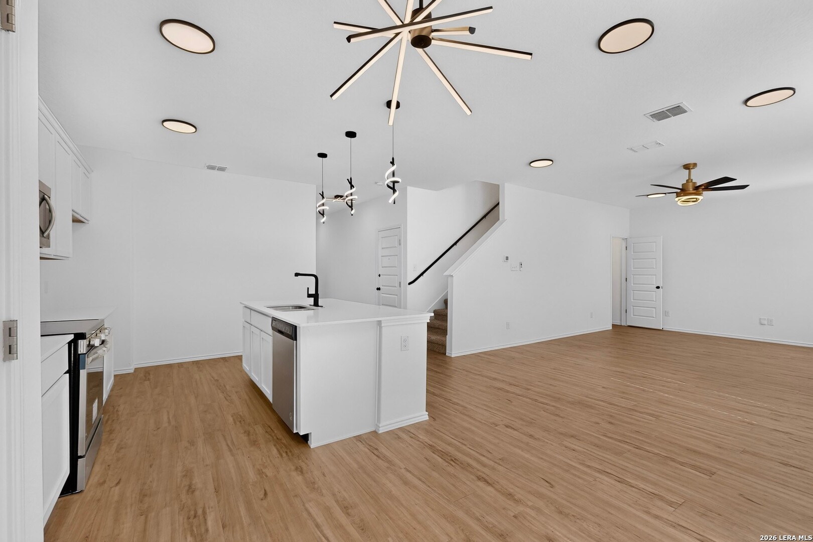 5306 Lisa Point St Hedwig TX 78152