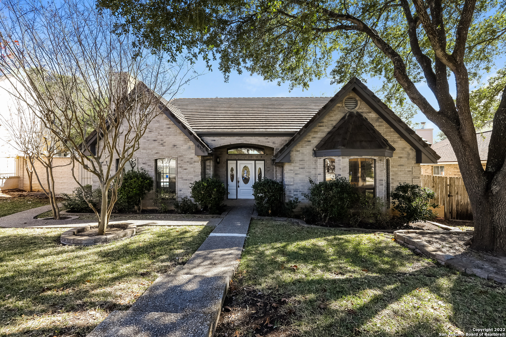 6114 Royal Breeze San Antonio TX 78239