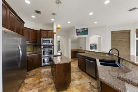 1426 Whisper Mountain San Antonio TX 78258