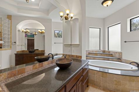 1426 Whisper Mountain San Antonio TX 78258