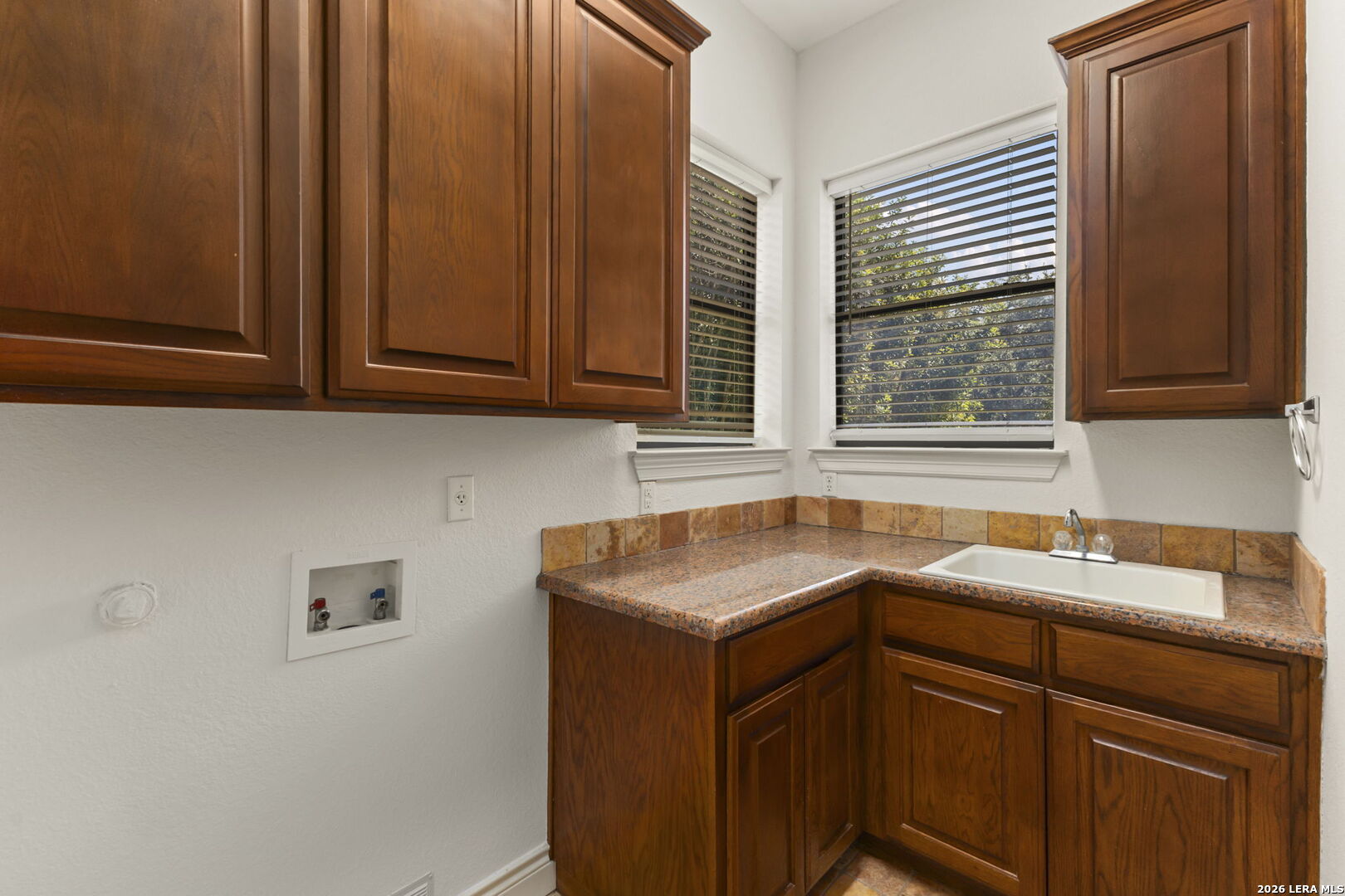 1426 Whisper Mountain San Antonio TX 78258