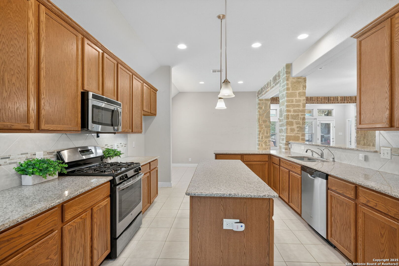 29010 Bettina Boerne TX 78006