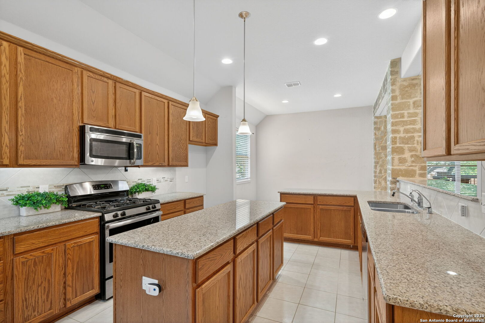 29010 Bettina Boerne TX 78006