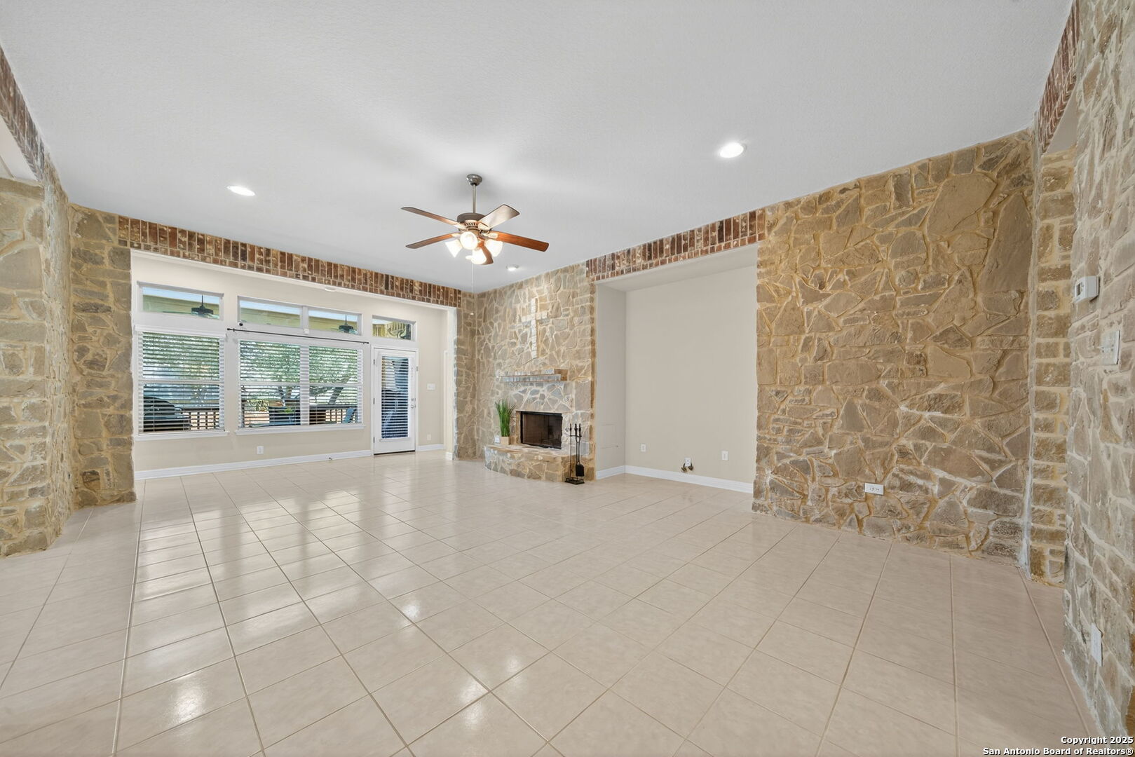 29010 Bettina Boerne TX 78006