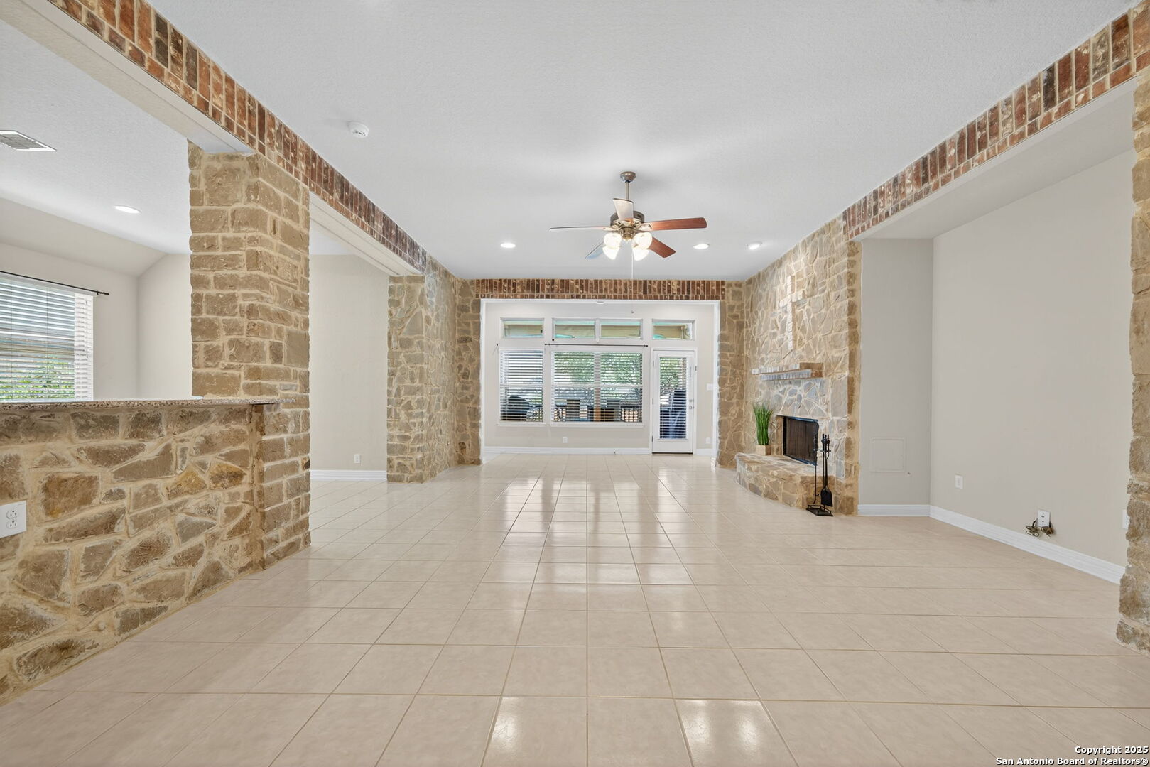 29010 Bettina Boerne TX 78006