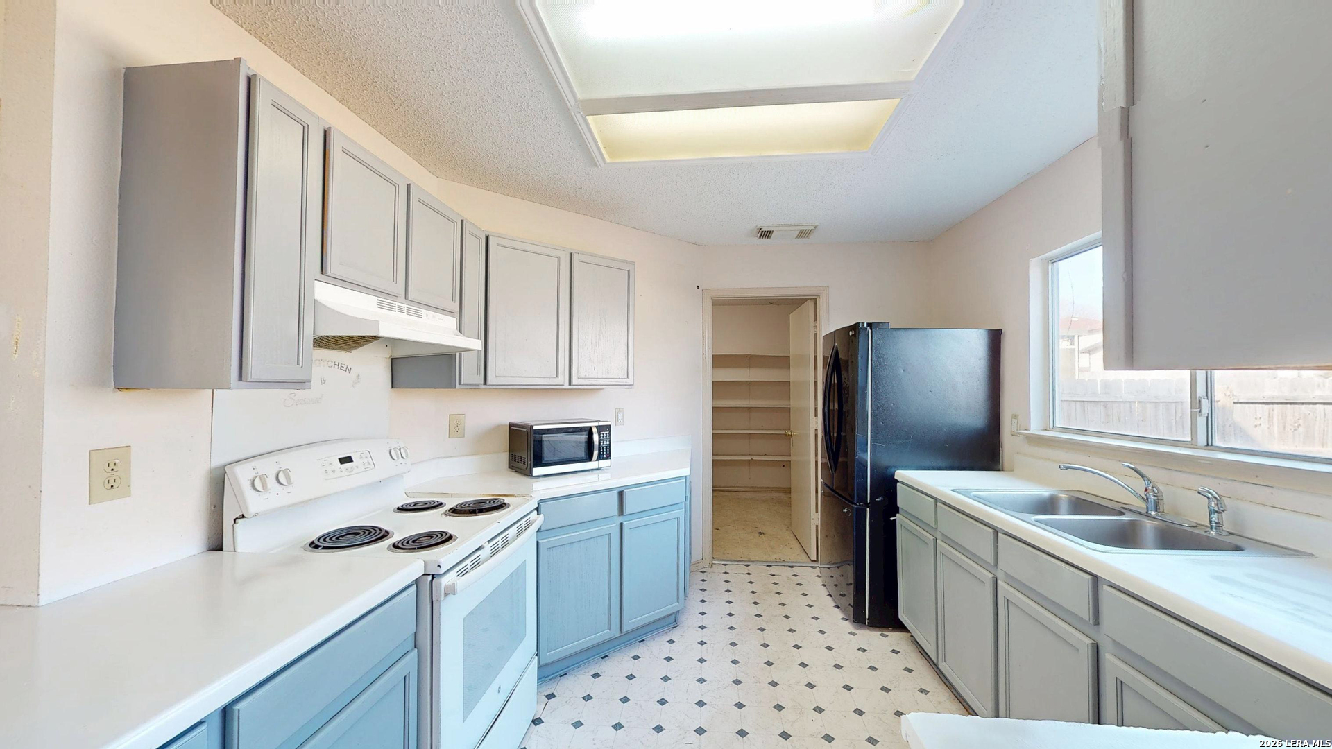 10127 Sunset Place San Antonio TX 78245