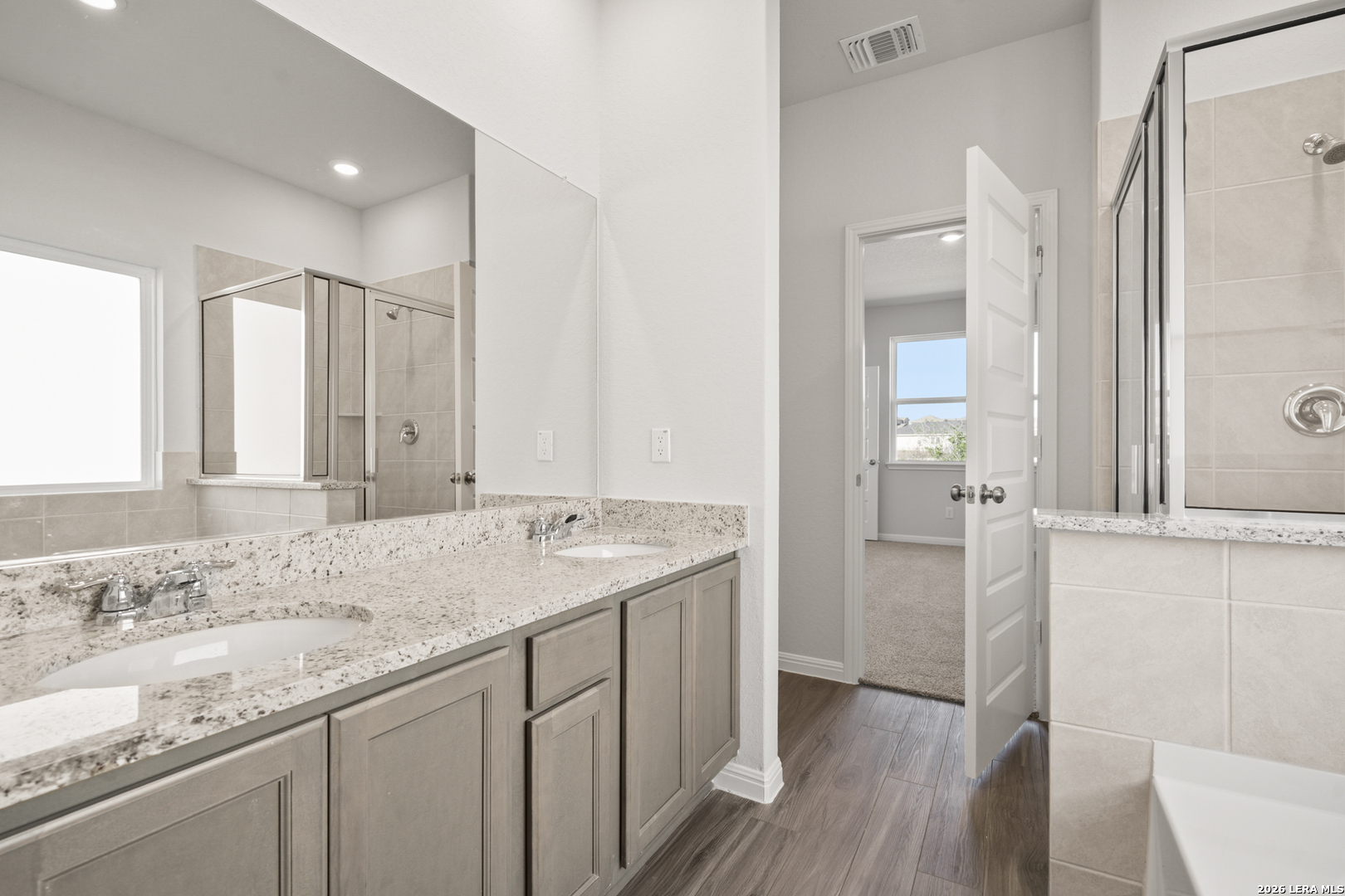174 Hunters Camp San Antonio TX 78245