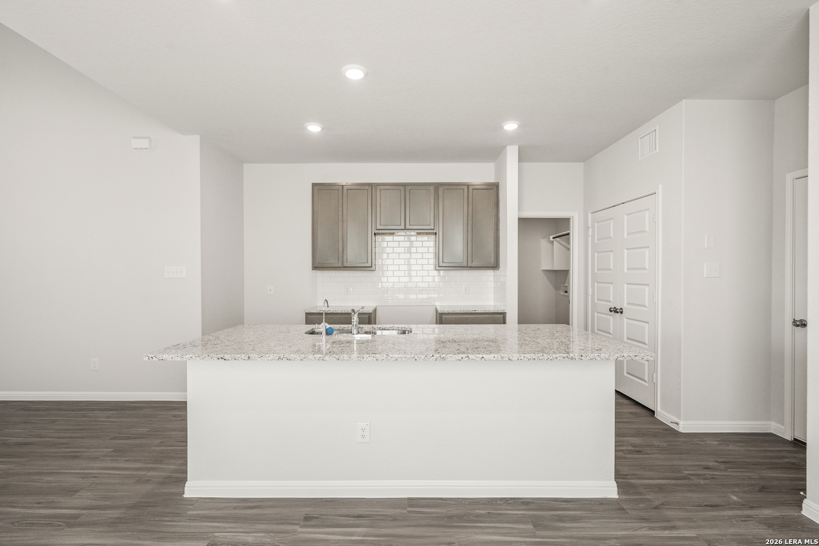 174 Hunters Camp San Antonio TX 78245