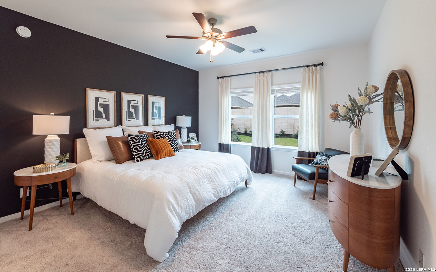 11163 Hollinger Circle Converse TX 78109