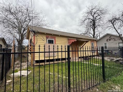 1906 Nolan San Antonio TX 78202