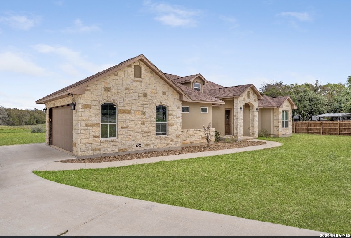108 Hunting Ridge Drive La Vernia TX 78121