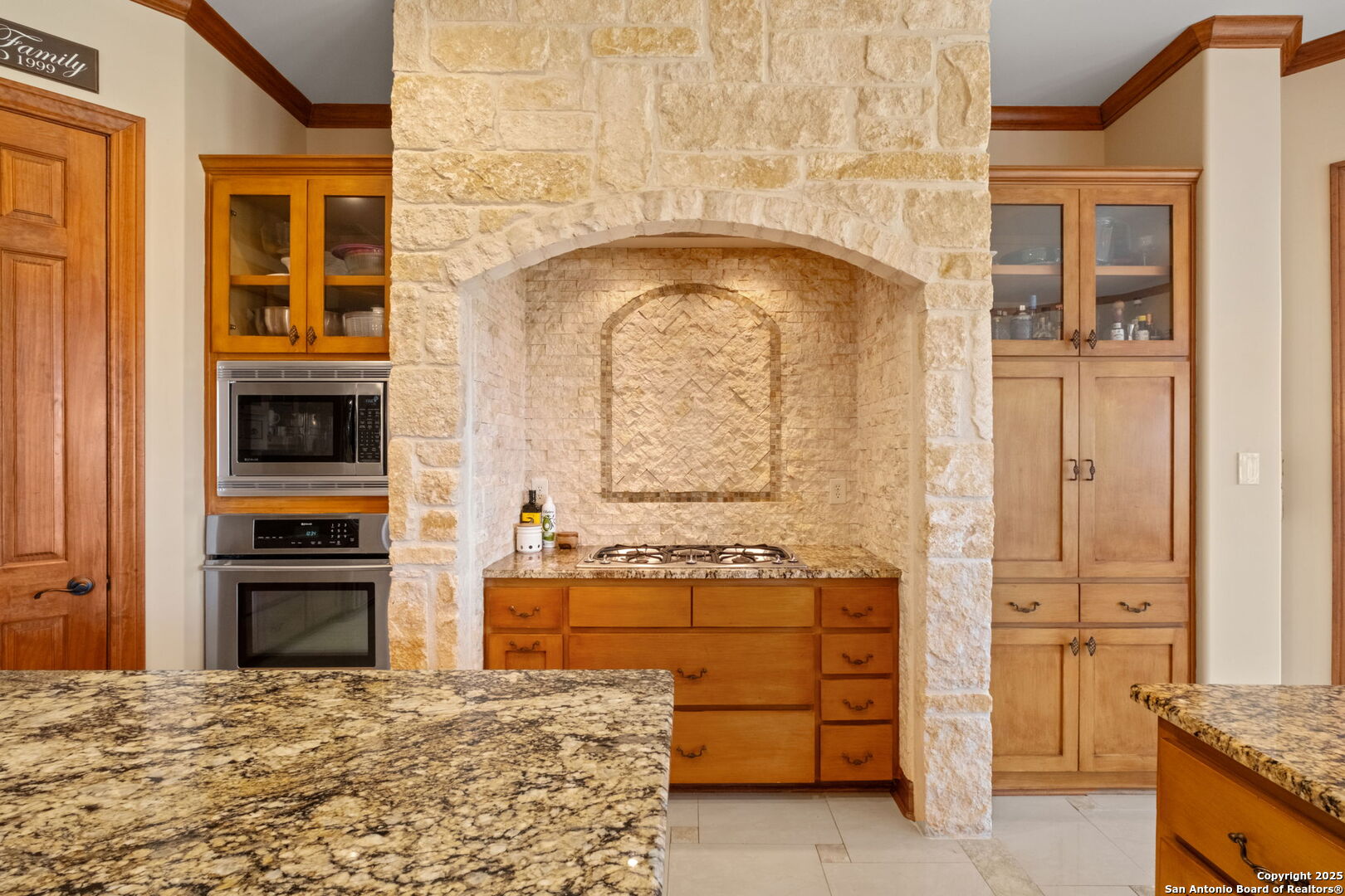 111 Saddle Ridge Spring Branch TX 78070