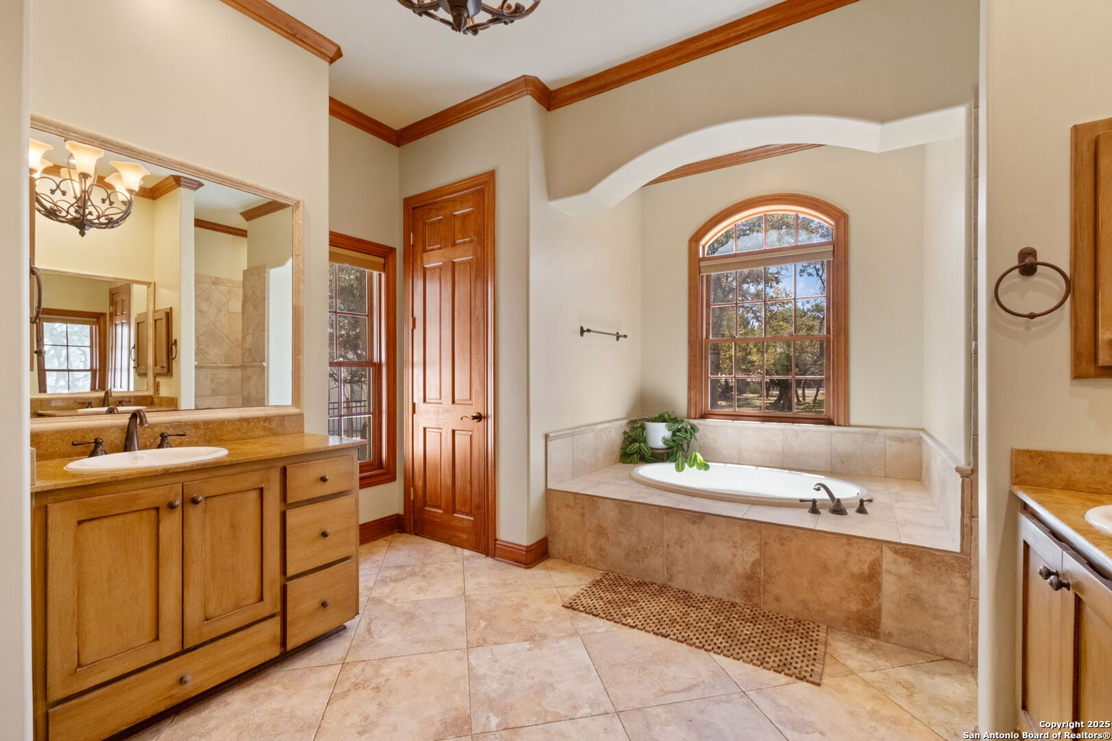 111 Saddle Ridge Spring Branch TX 78070