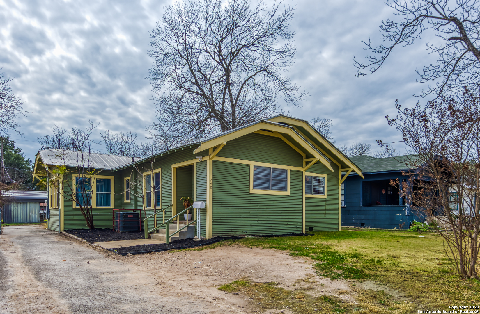 1240 Rigsby Avenue San Antonio TX 78210