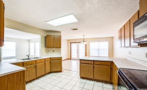 2943 Broad Plain Drive San Antonio TX 78245