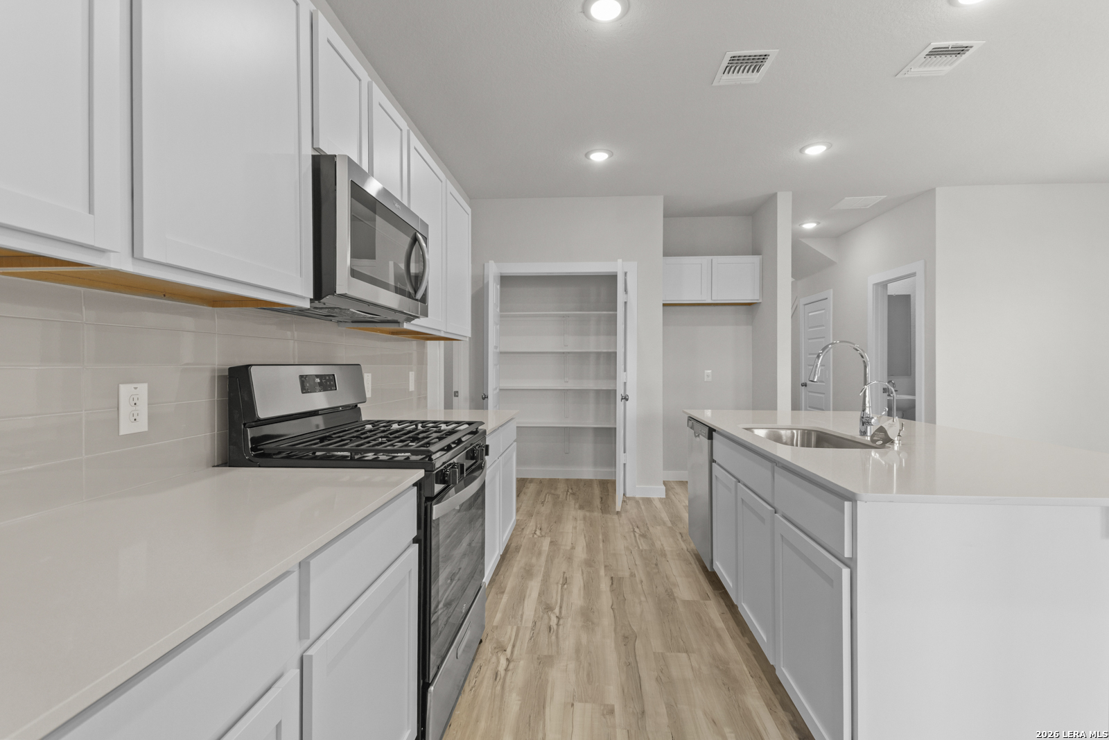 5531 Franklin Hills San Antonio TX 78073