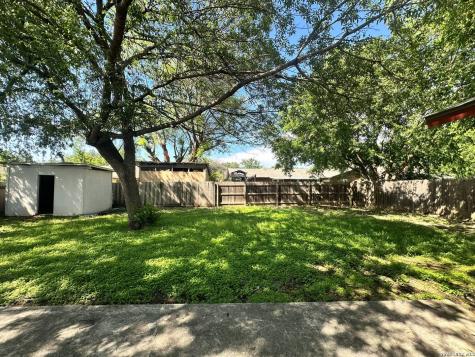 5843 Burkley Springs Street San Antonio TX 78233