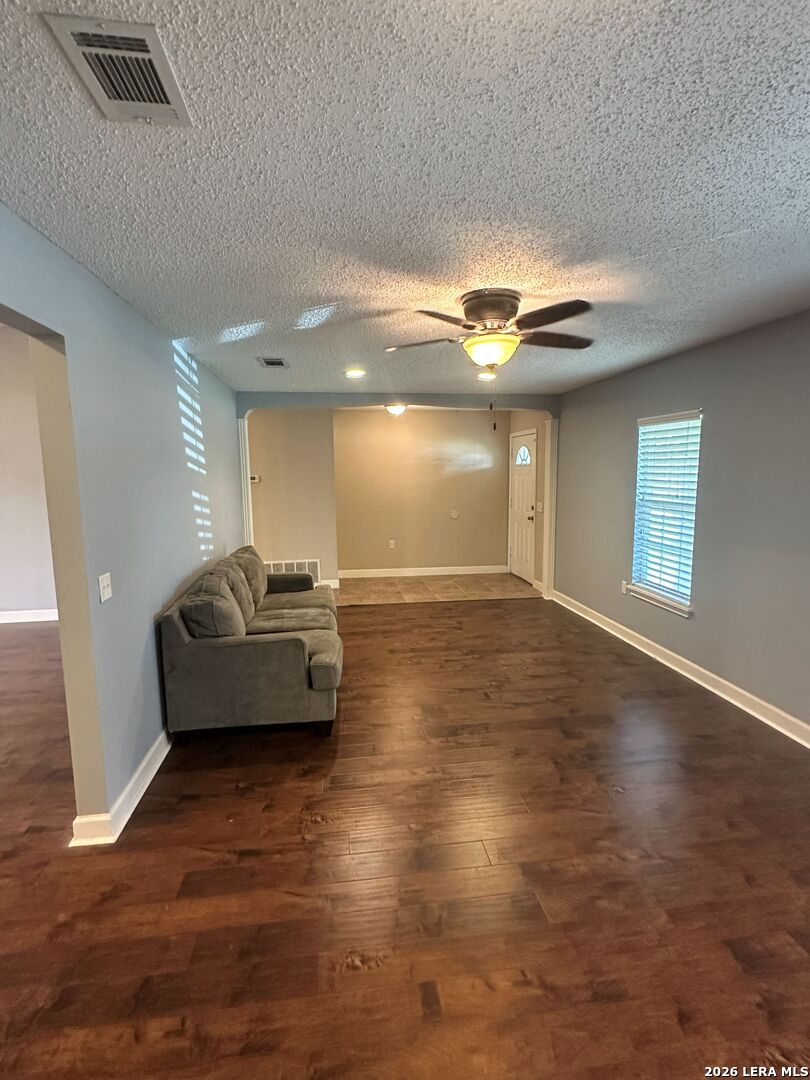 5843 Burkley Springs Street San Antonio TX 78233
