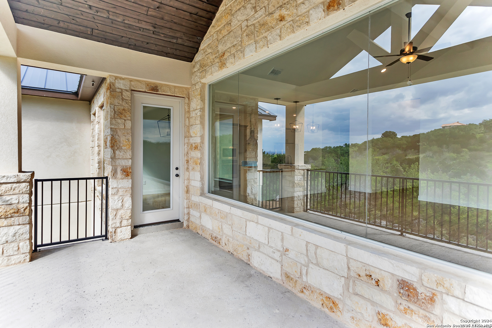128 George Dolson Blanco TX 78606