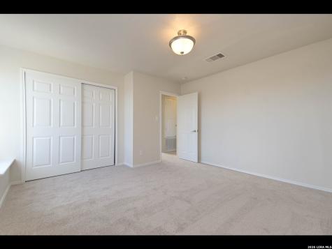 2503 Butterfly Bay San Antonio TX 78245