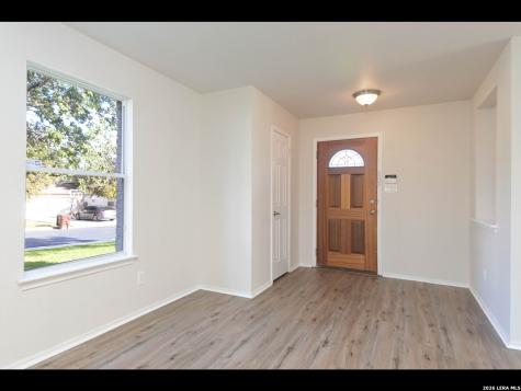 2503 Butterfly Bay San Antonio TX 78245
