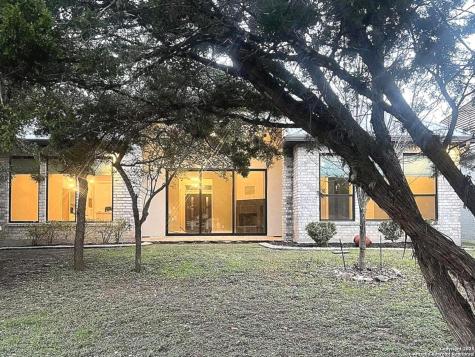 32 Westcourt Lane San Antonio TX 78257