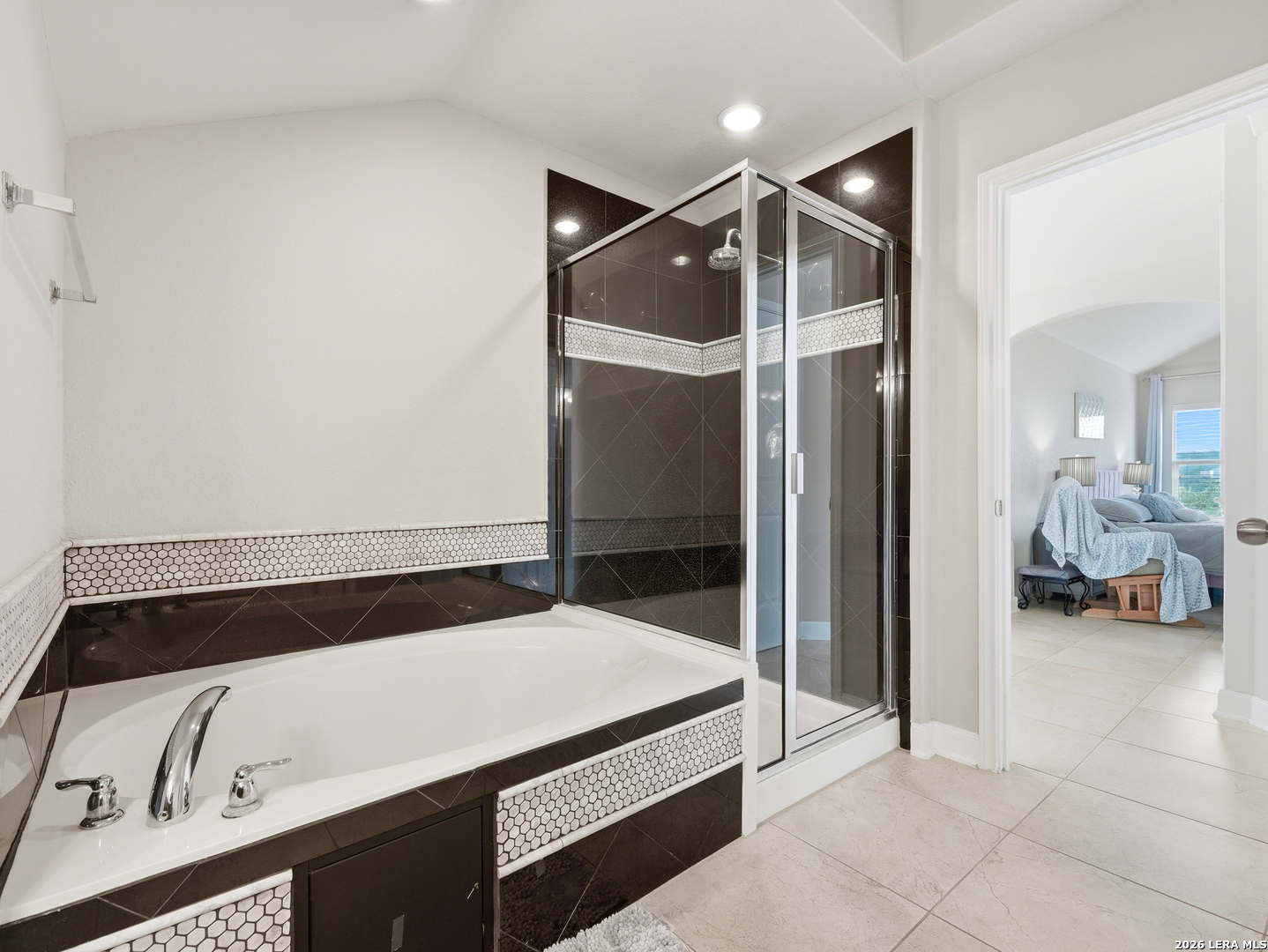 23943 Stately Oaks San Antonio TX 78260