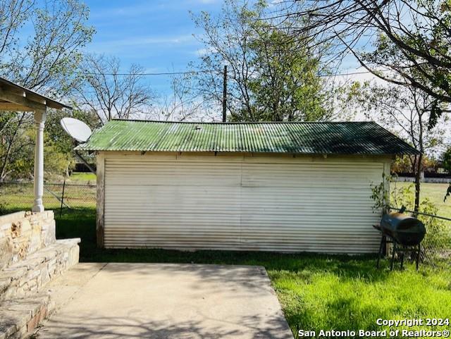 6268 Highway 27 Center Point TX 78010