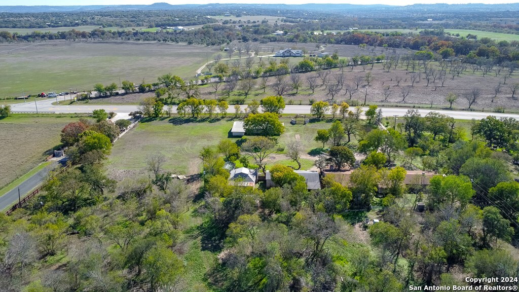 6268 Highway 27 Center Point TX 78010