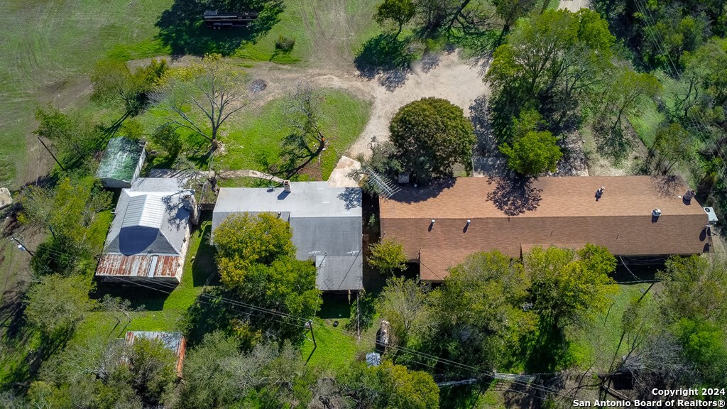 6268 Highway 27 Center Point TX 78010