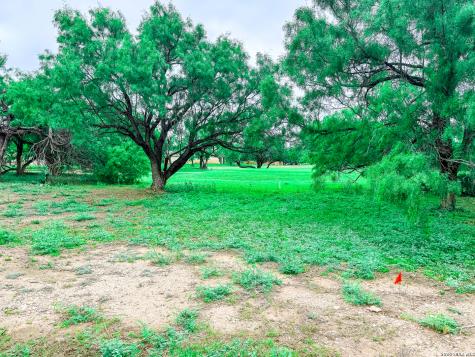 839 Fairway Circle Brackettville TX 78832