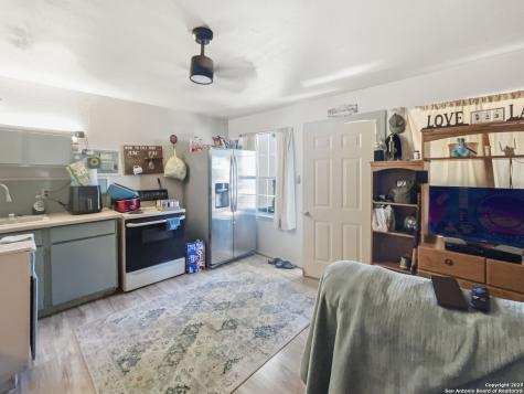 1000 Lakeshore Bandera TX 78003