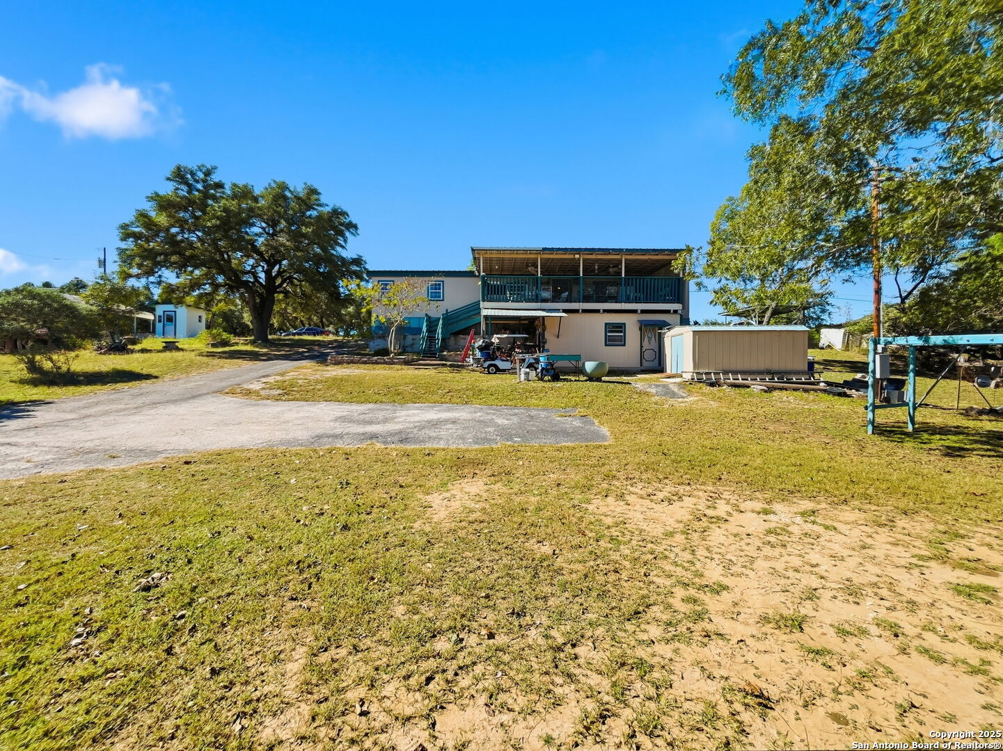 1000 Lakeshore Bandera TX 78003