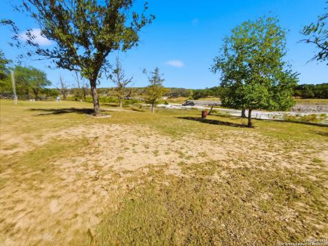 1000 Lakeshore Bandera TX 78003