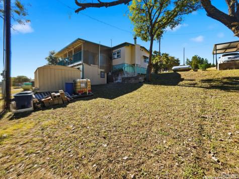 1000 Lakeshore Bandera TX 78003