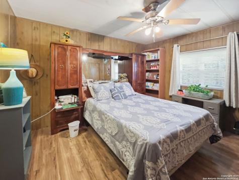 1000 Lakeshore Bandera TX 78003