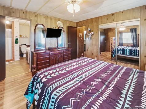 1000 Lakeshore Bandera TX 78003