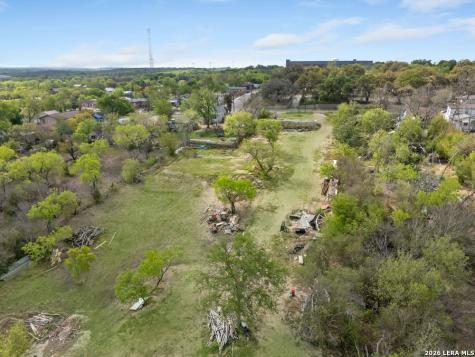 131 Chickering Avenue 1 San Antonio TX 78210