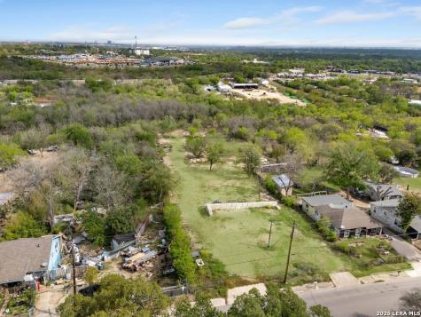 131 Chickering Avenue 1 San Antonio TX 78210
