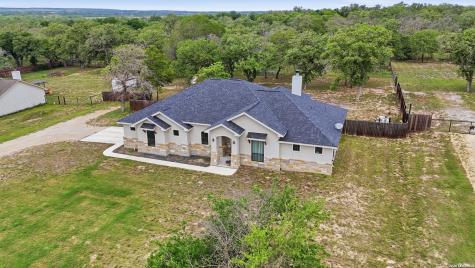 129 Sendera Crossing La Vernia TX 78121