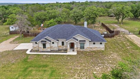 129 Sendera Crossing La Vernia TX 78121