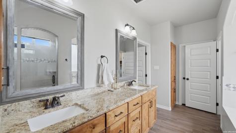 129 Sendera Crossing La Vernia TX 78121
