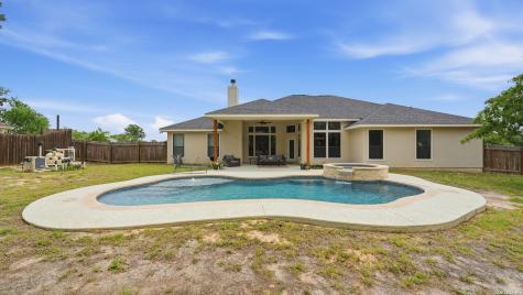 129 Sendera Crossing La Vernia TX 78121