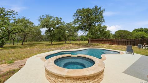 129 Sendera Crossing La Vernia TX 78121