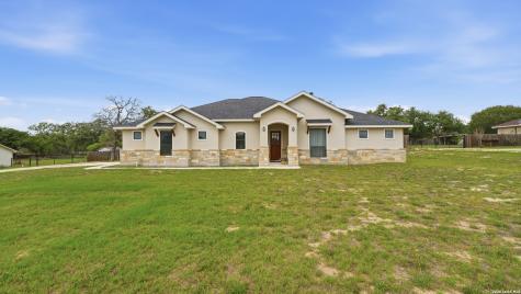 129 Sendera Crossing La Vernia TX 78121